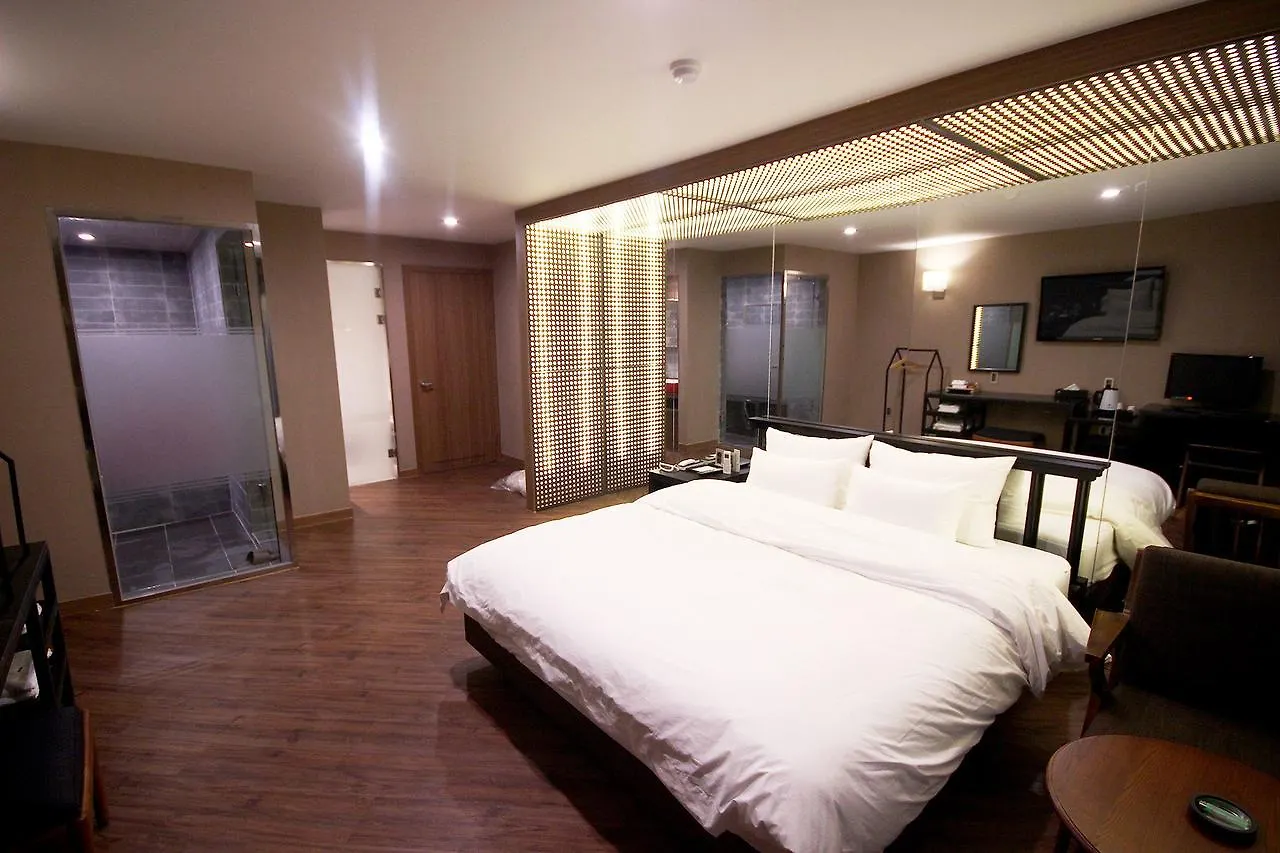 Mango Hotel Busan
